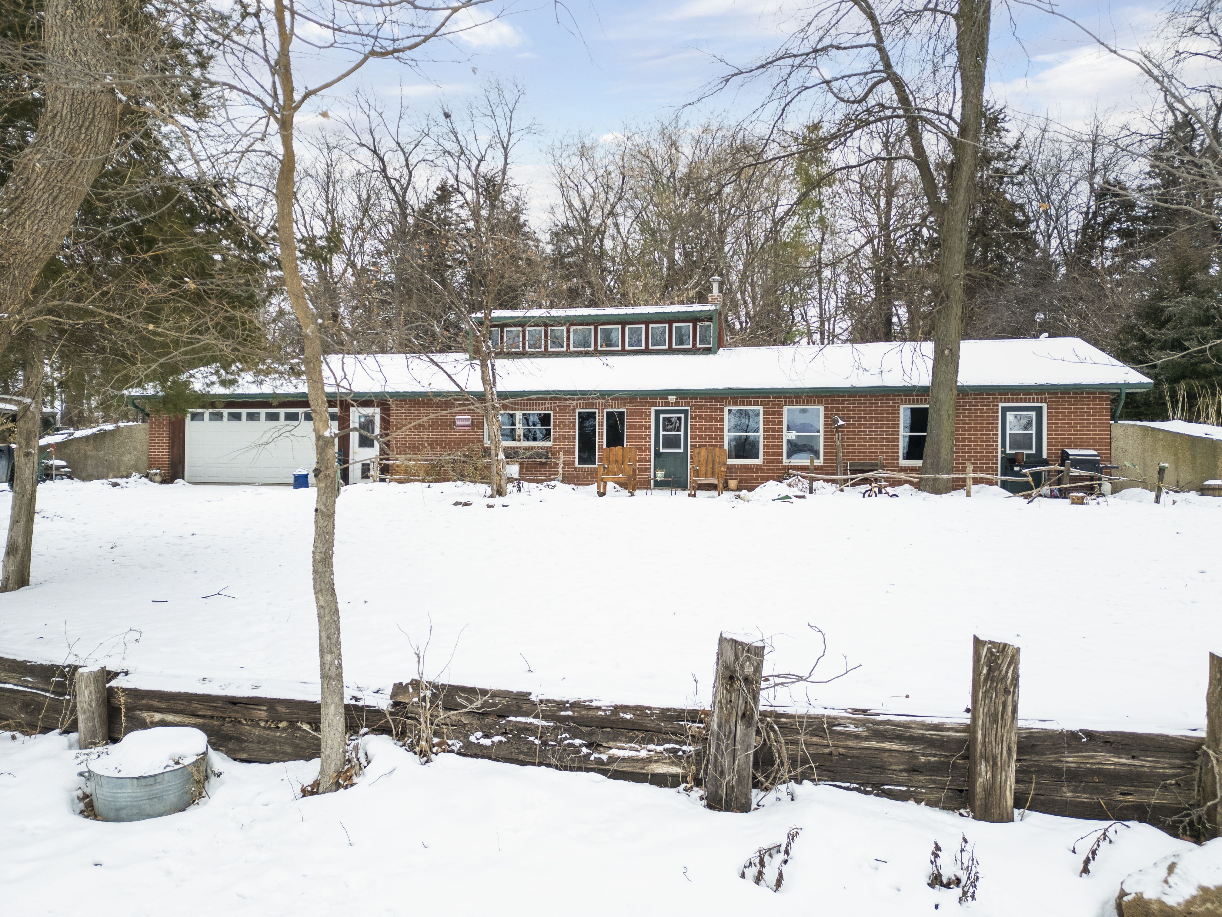 Listing Photo: 4-print-3251 Brandon Diagonal Blvd_Edits (4 of 52)